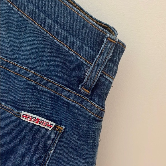 Beautiful Hudson Jeans - Picture 3 of 6